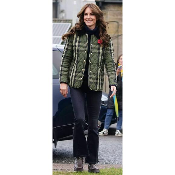 MOTHER The Weekender Deep End Wash Dark Gray/Black Denim Jeans – Size 27 - Picture 4 of 16